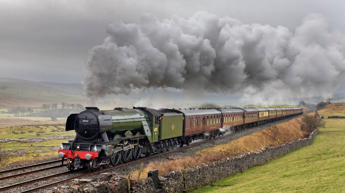 Legendary Flying Scotsman recreates Jolly Fisherman excursion from London to Skegness